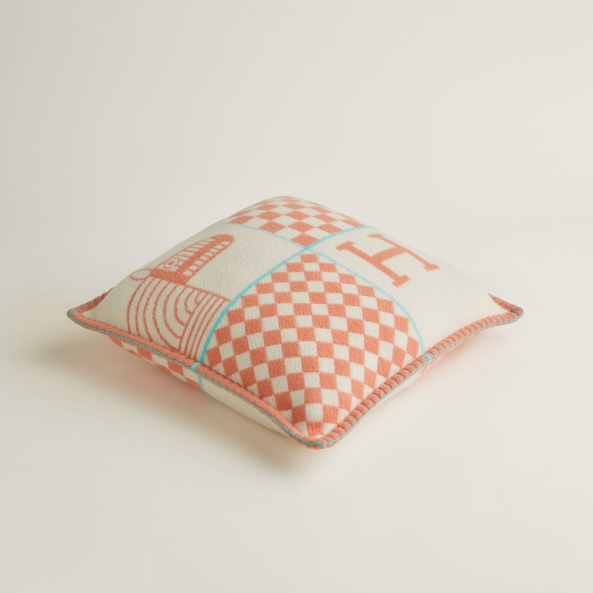 꼬라이유 Avalon Animaux Nattes 쿠션