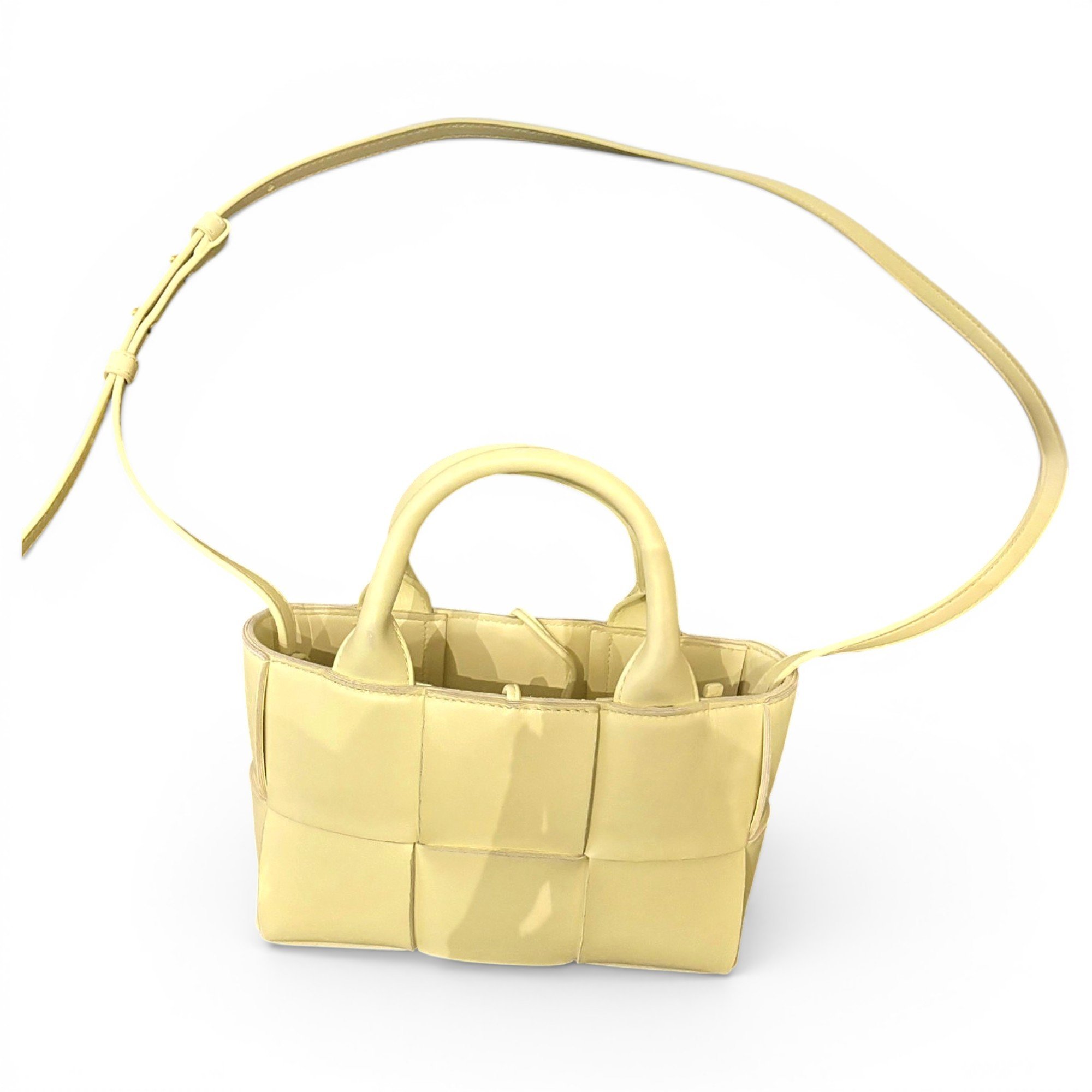Arco leather tote