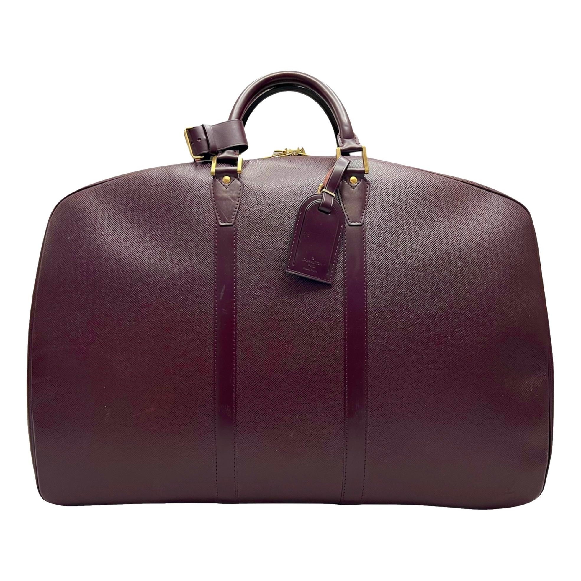 Helanga leather travel bag