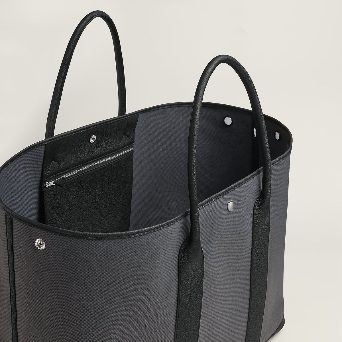 Garden Party 49 Voyage Bag