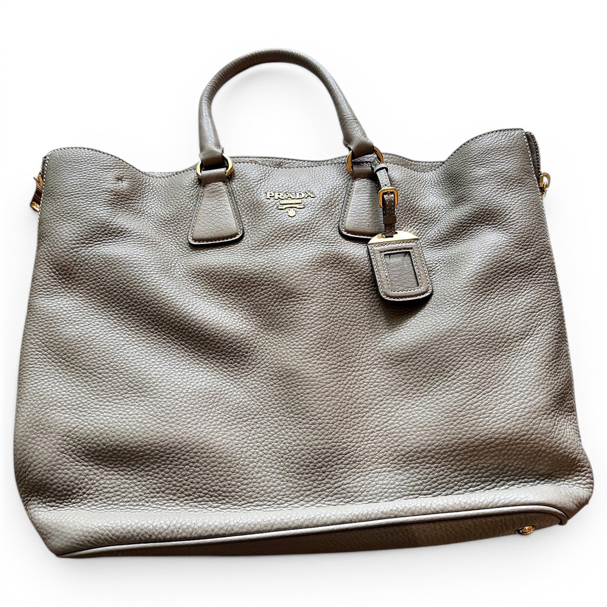 Buckle leather tote