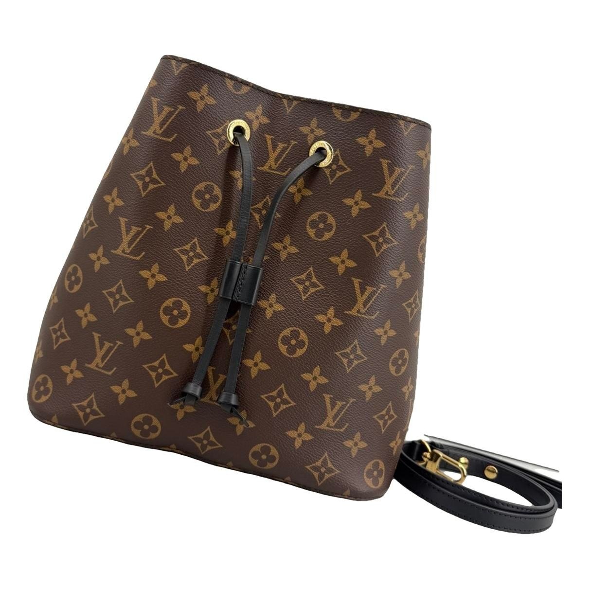 NéoNoé leather handbag