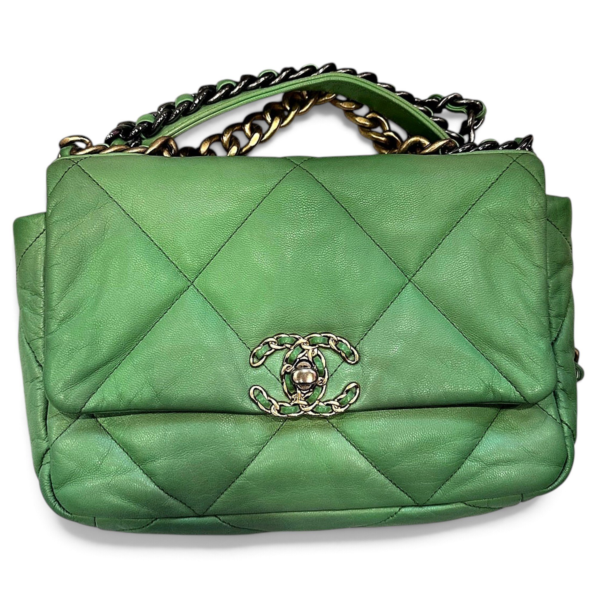 Chanel 19 leather handbag