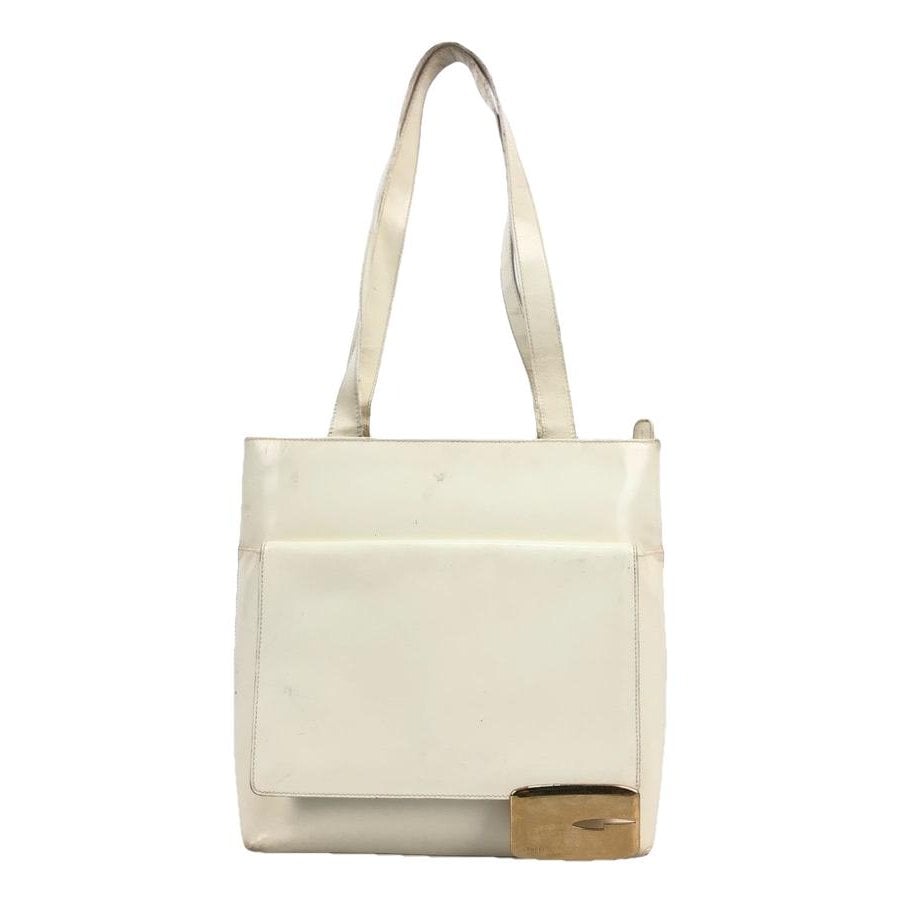 Patent leather handbag