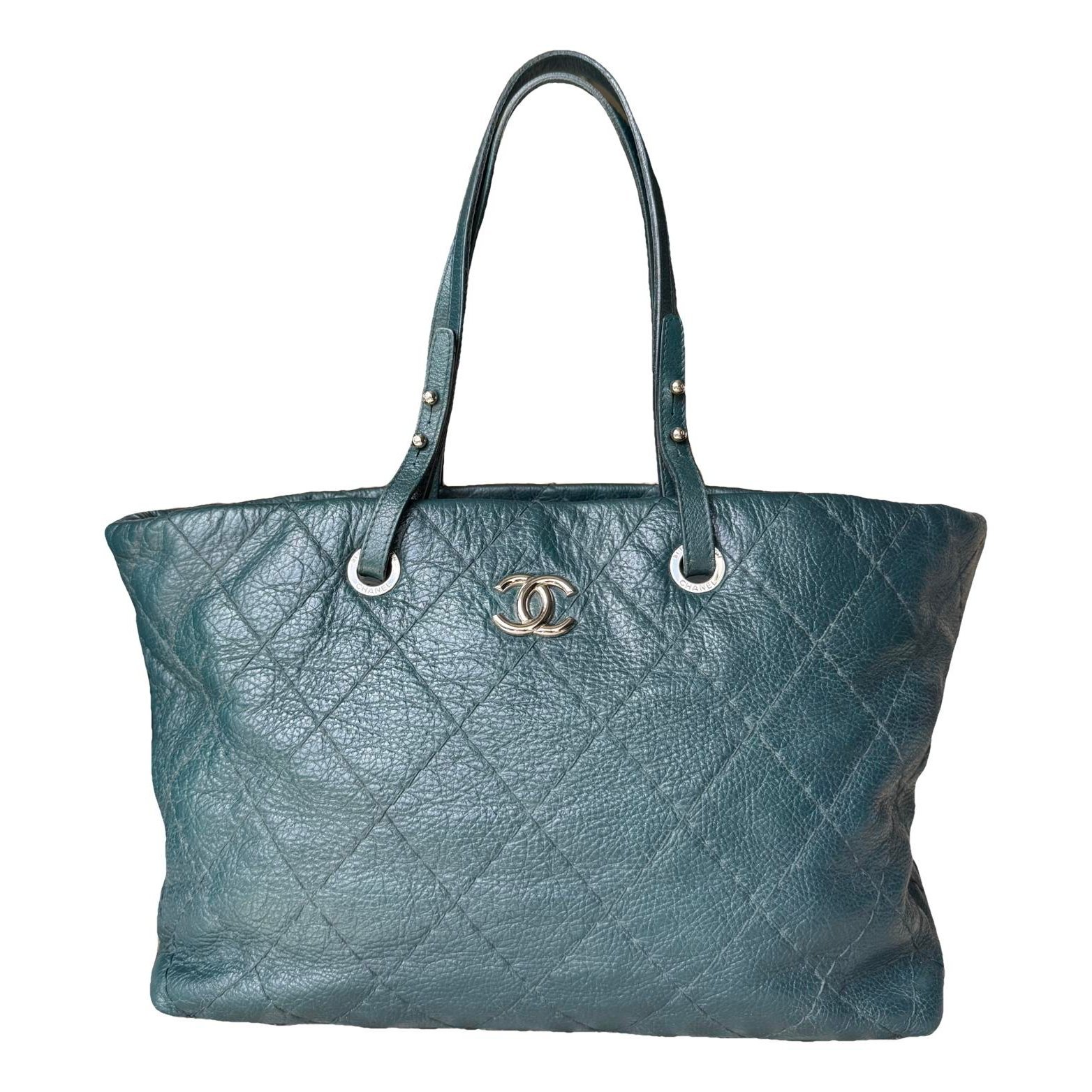 Leather tote