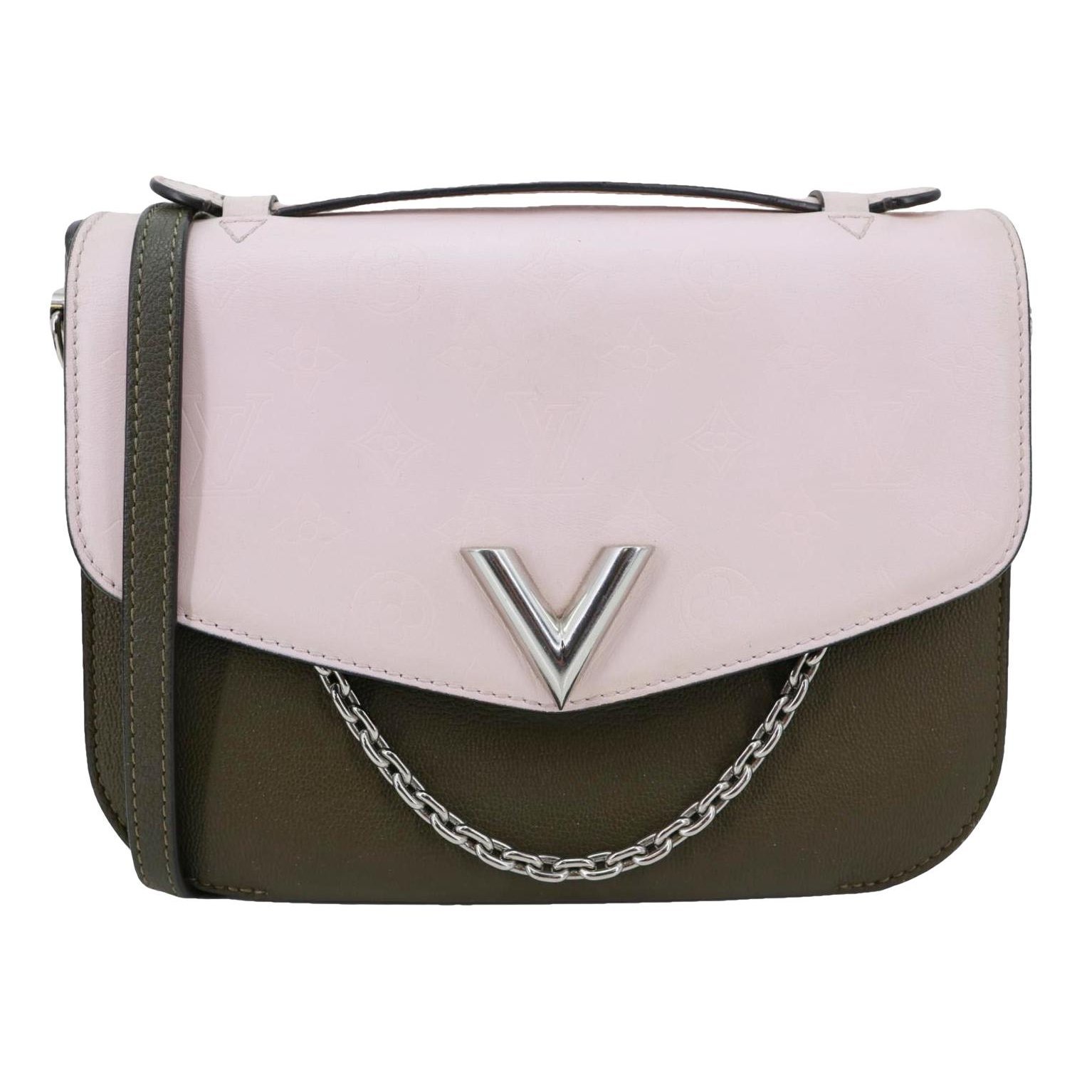 Very Messenger leather handbag