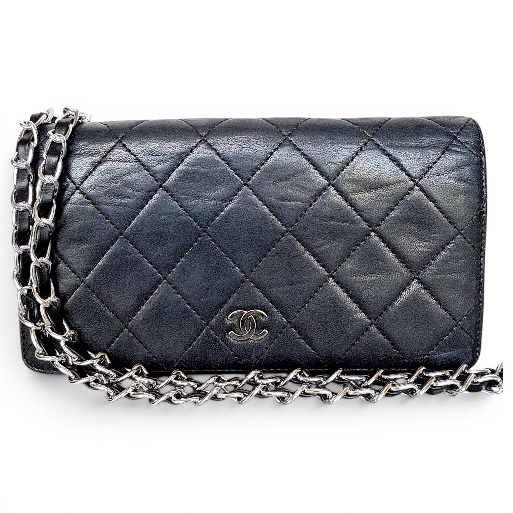 Wallet On Chain Timeless/Classique leather crossbody bag