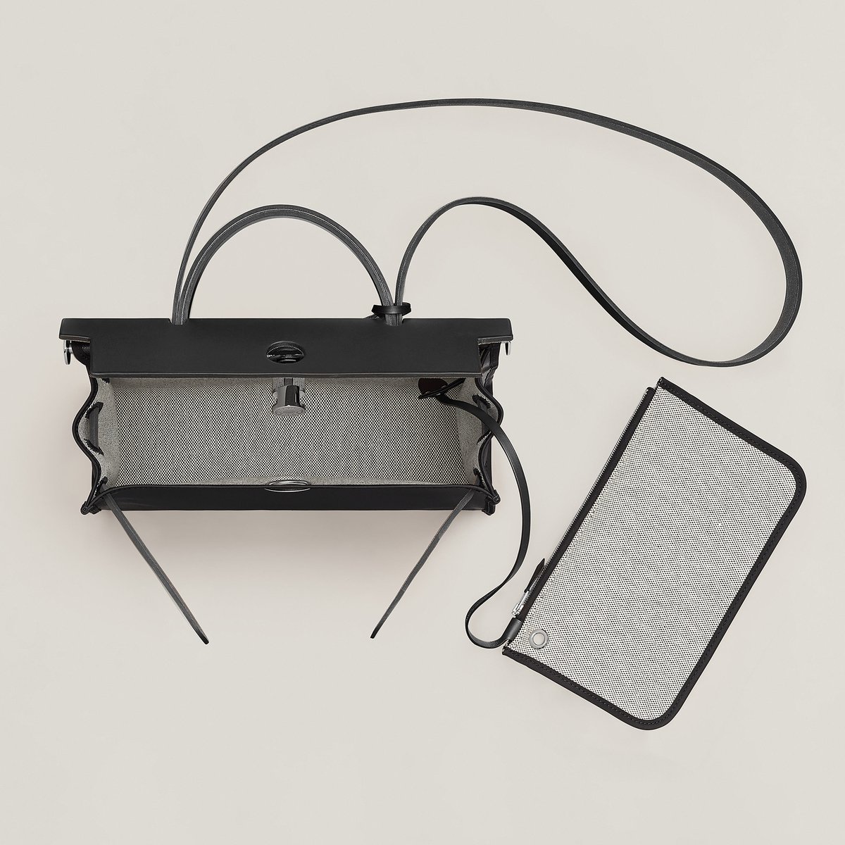 バッグ 《エールバッグ・ジップ》 31