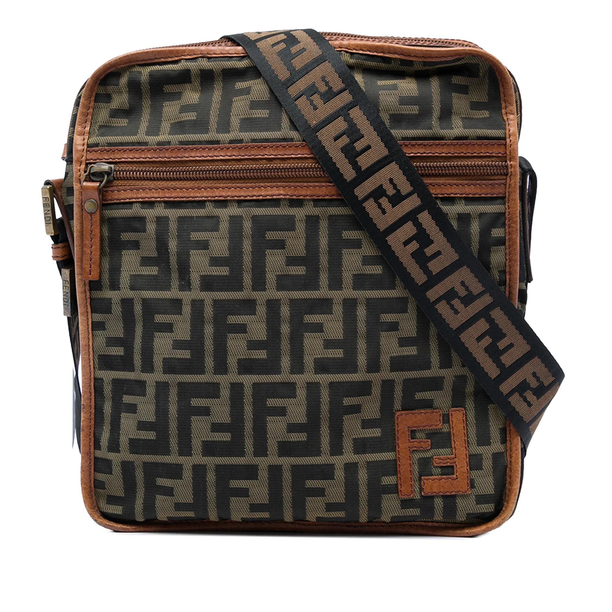 Pocket leather handbag