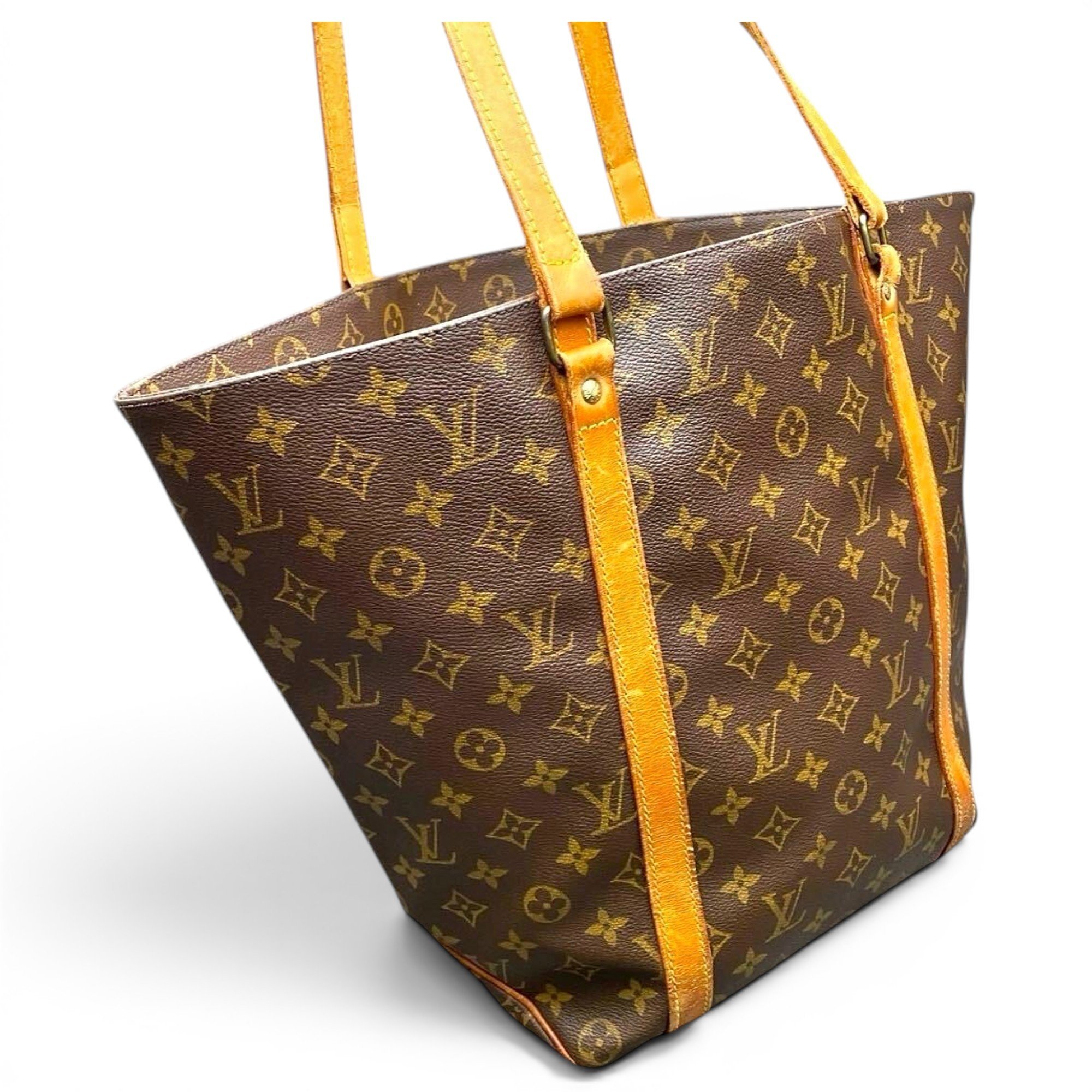 Shopping leather tote