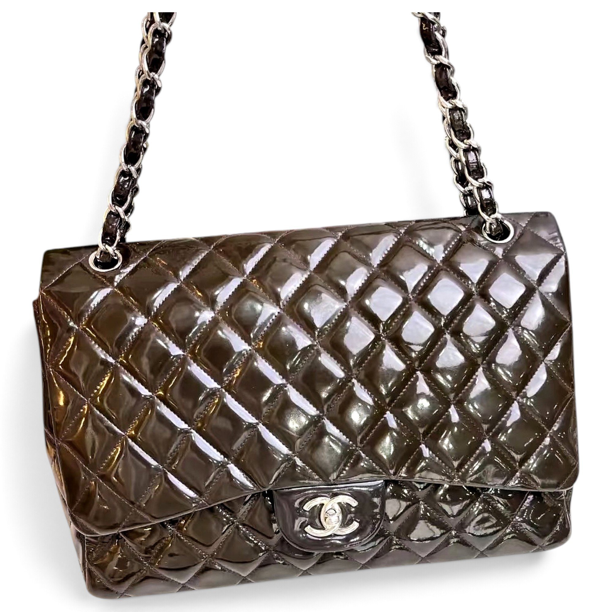 Timeless/Classique patent leather handbag