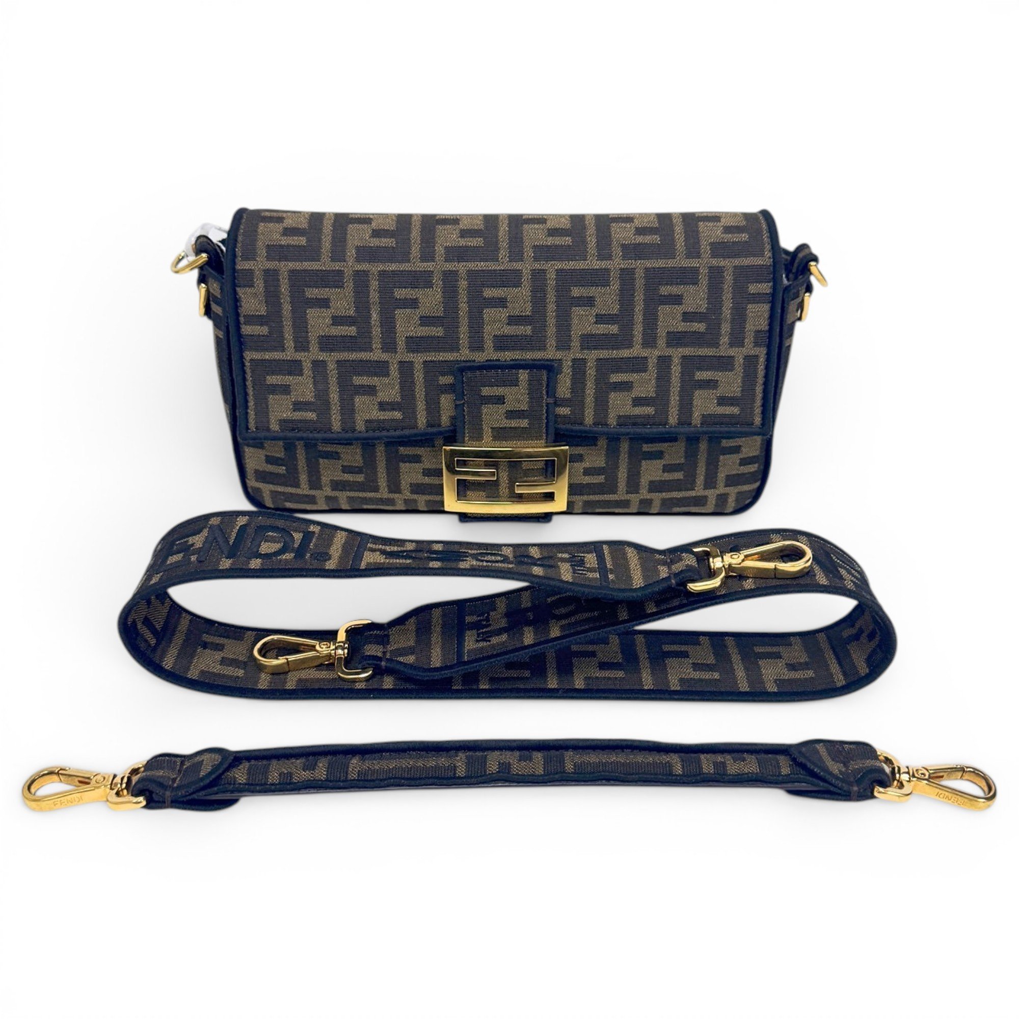 Baguette cloth handbag