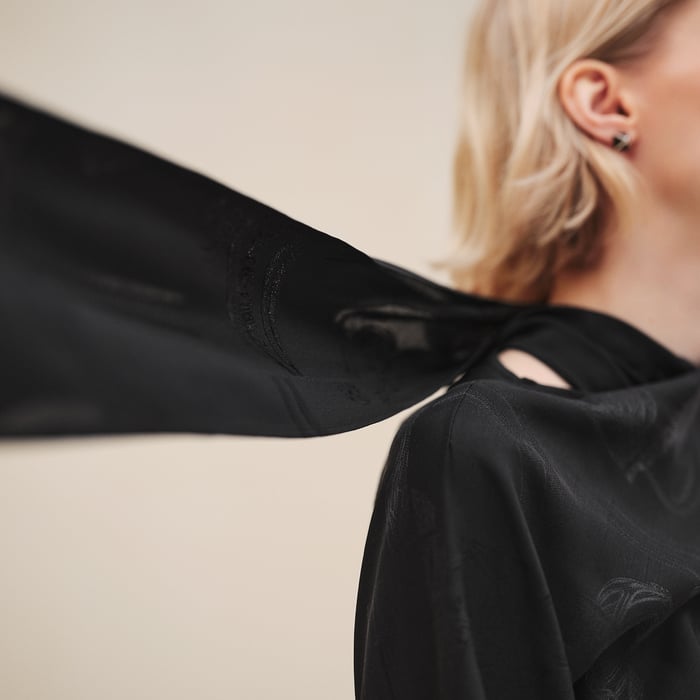 Noir "Jacquard En Desordre" Ascot Collar Blouse