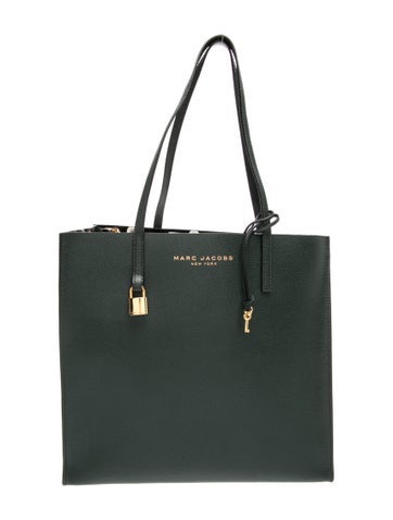 Signature Tote
