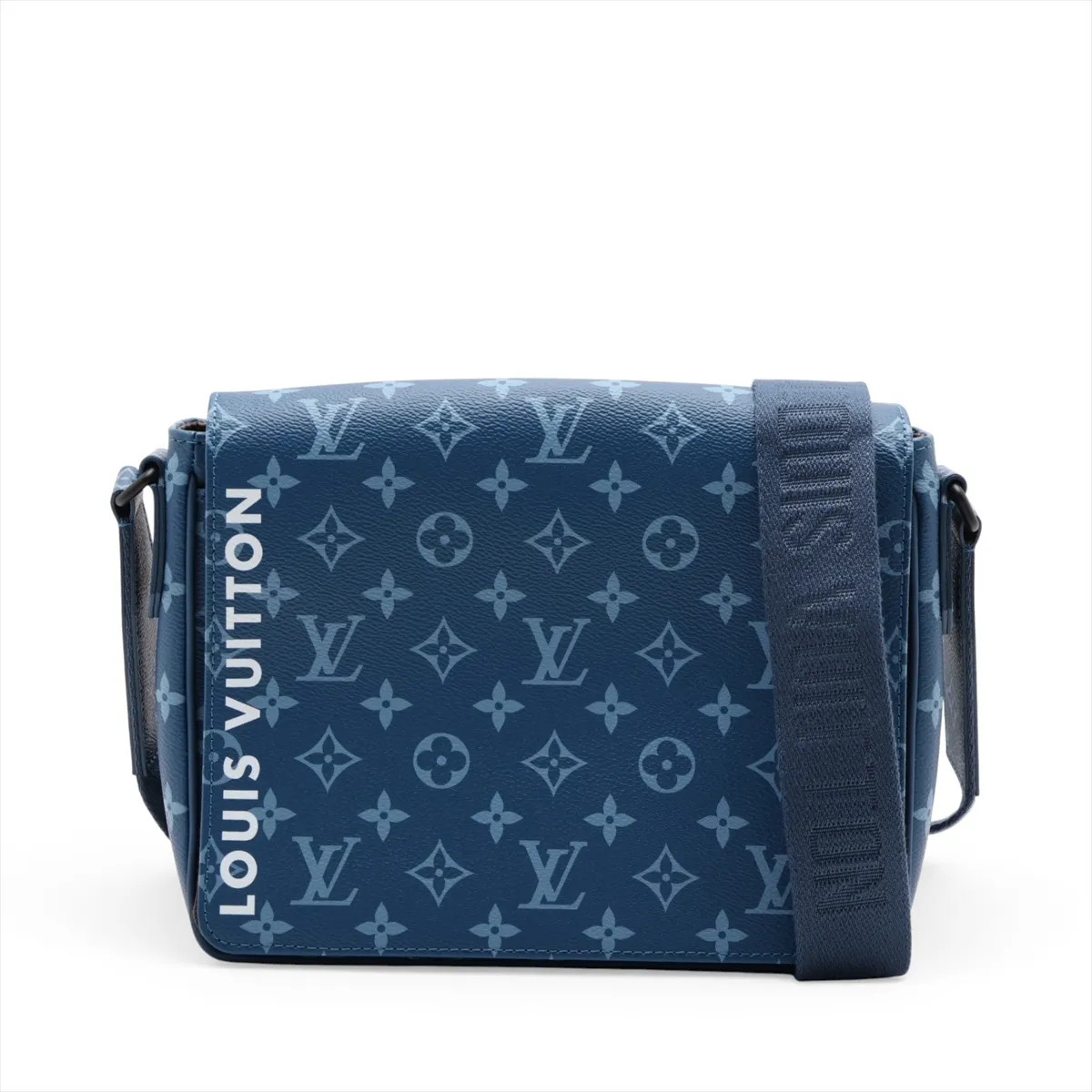 Louis Vuitton Monogram District PM NV3 M23785 Blue There was an RFID response