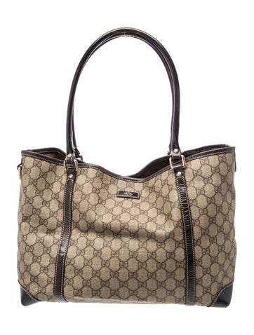 GG Canvas Shoulder Bag
