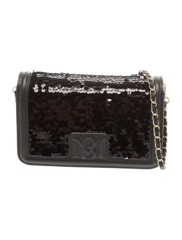 Badgley Mischka Sequins Clutch