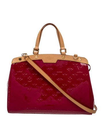 Monogram Vernis Brea MM