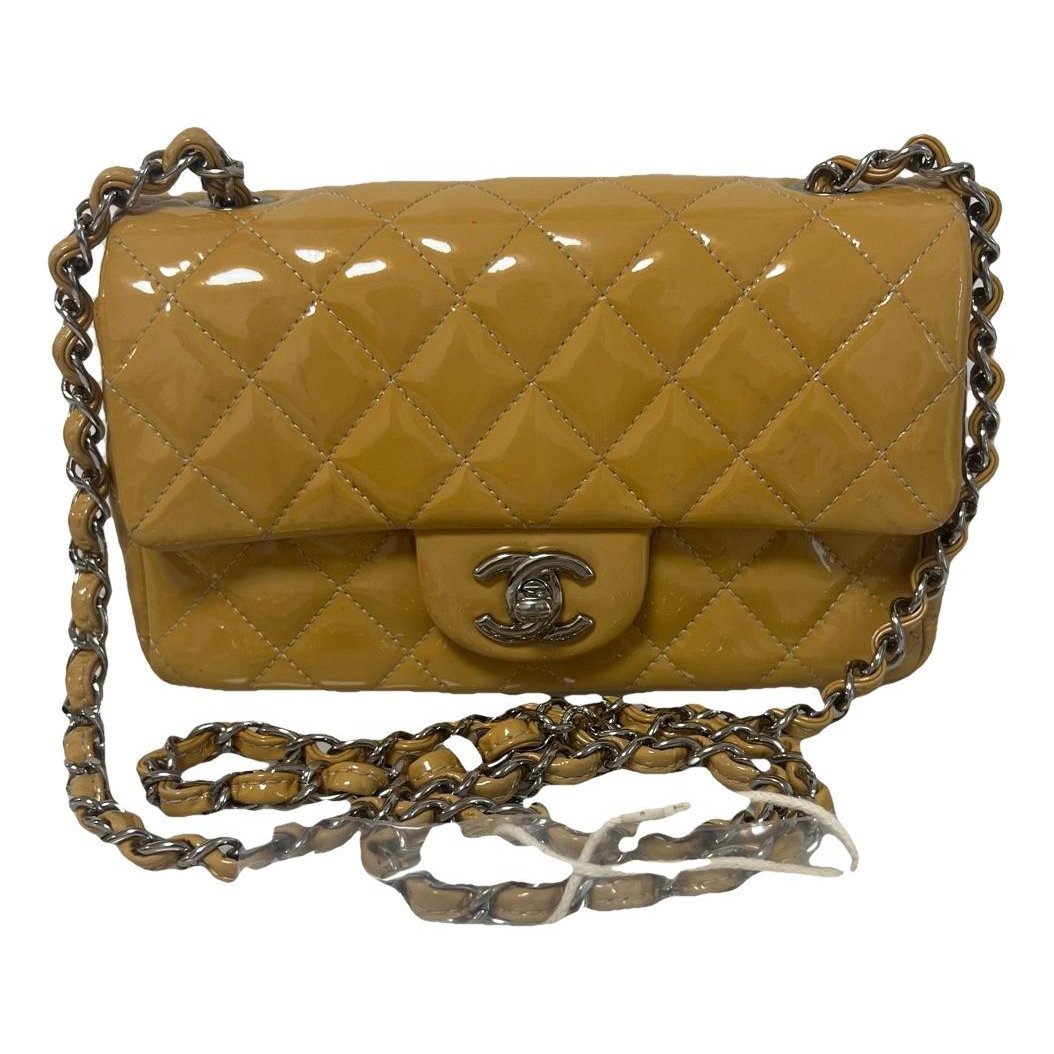 Timeless/Classique patent leather handbag