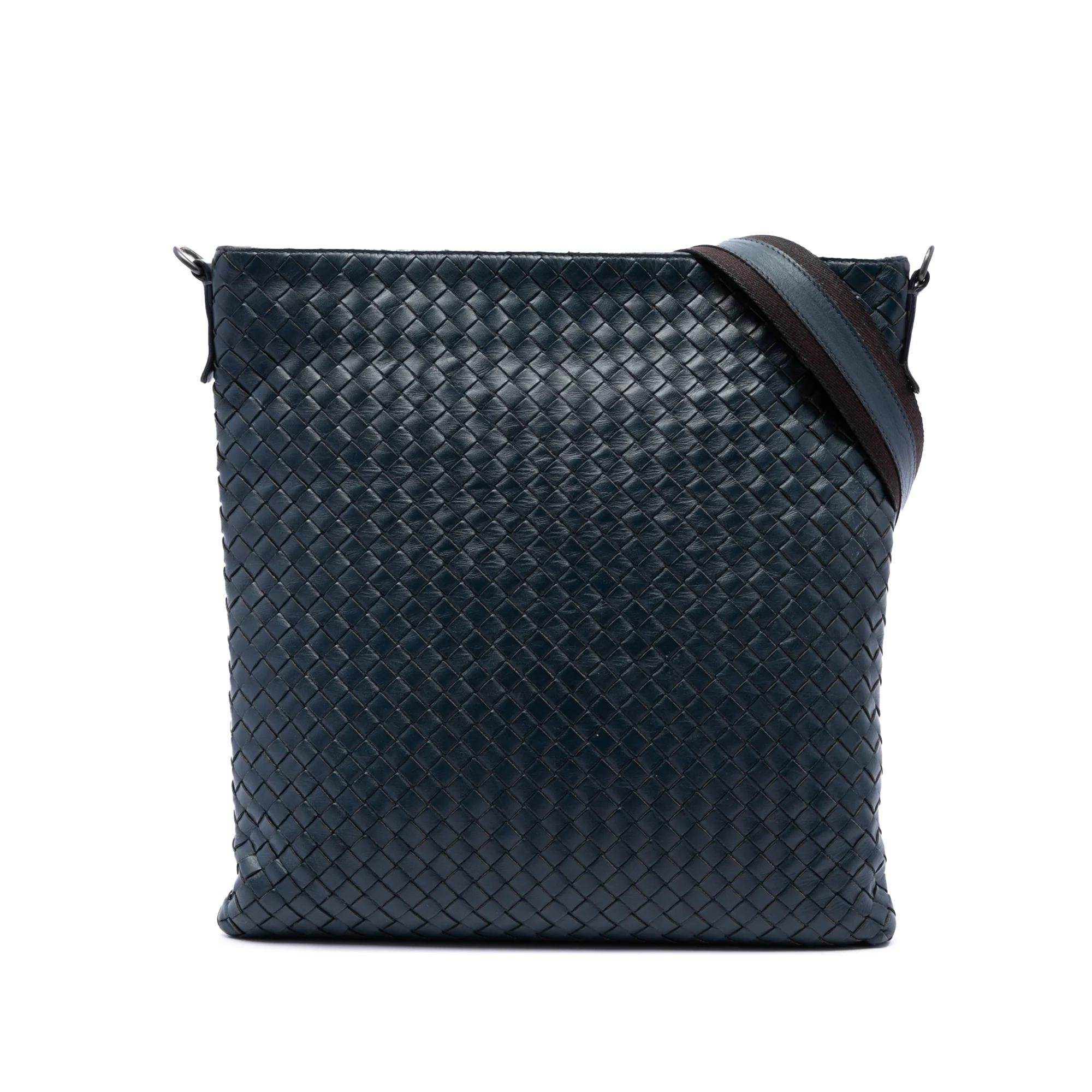 Leather crossbody bag