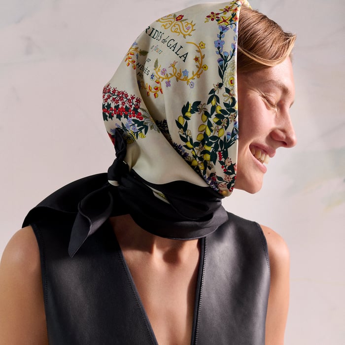 Brides De Gala En Fleurs Scarf 90