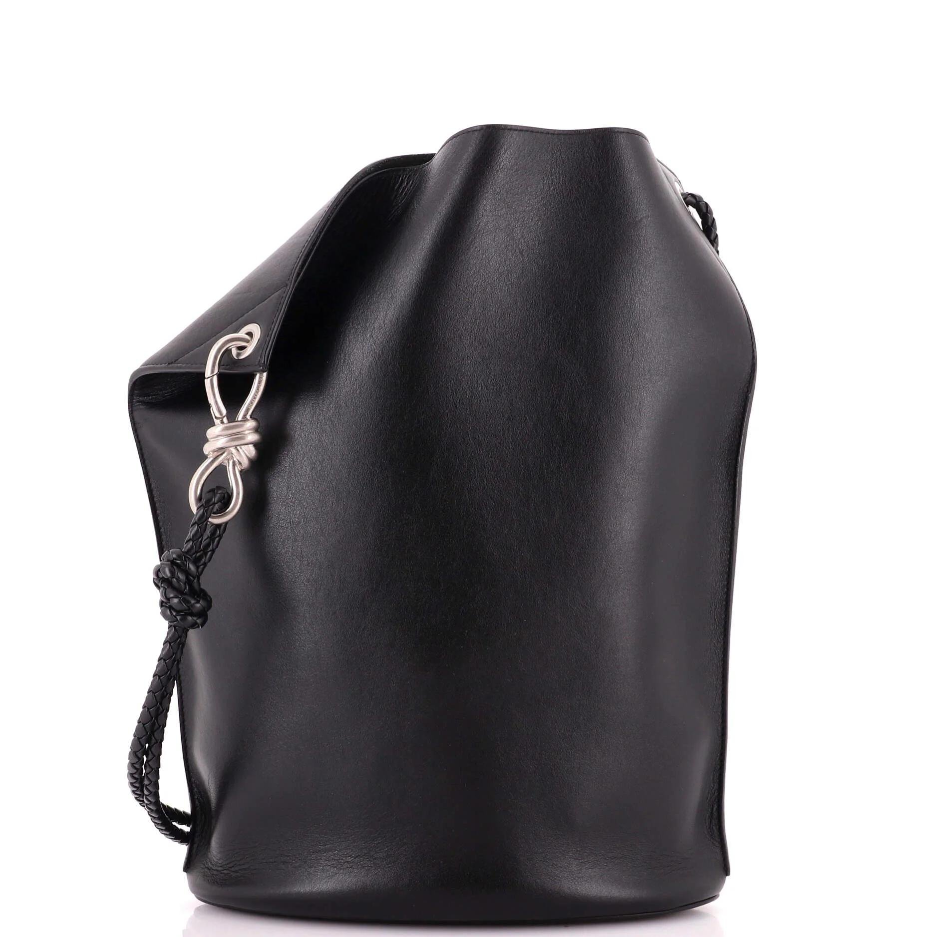 Knot leather handbag
