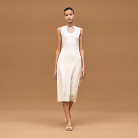 Long sleeveless dress