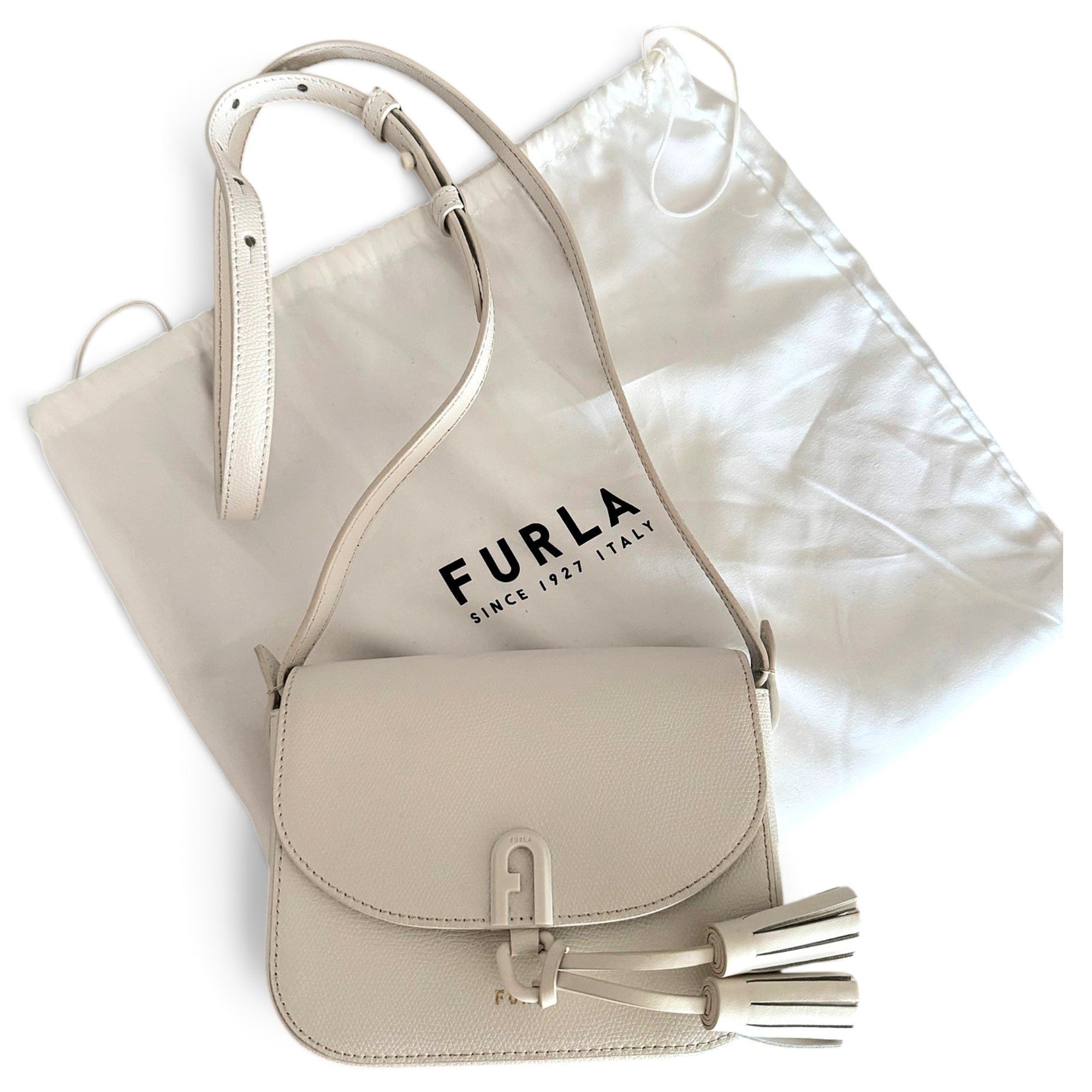 Leather crossbody bag