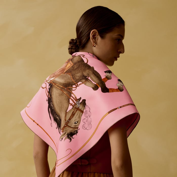 Grand Galop Scarf 90