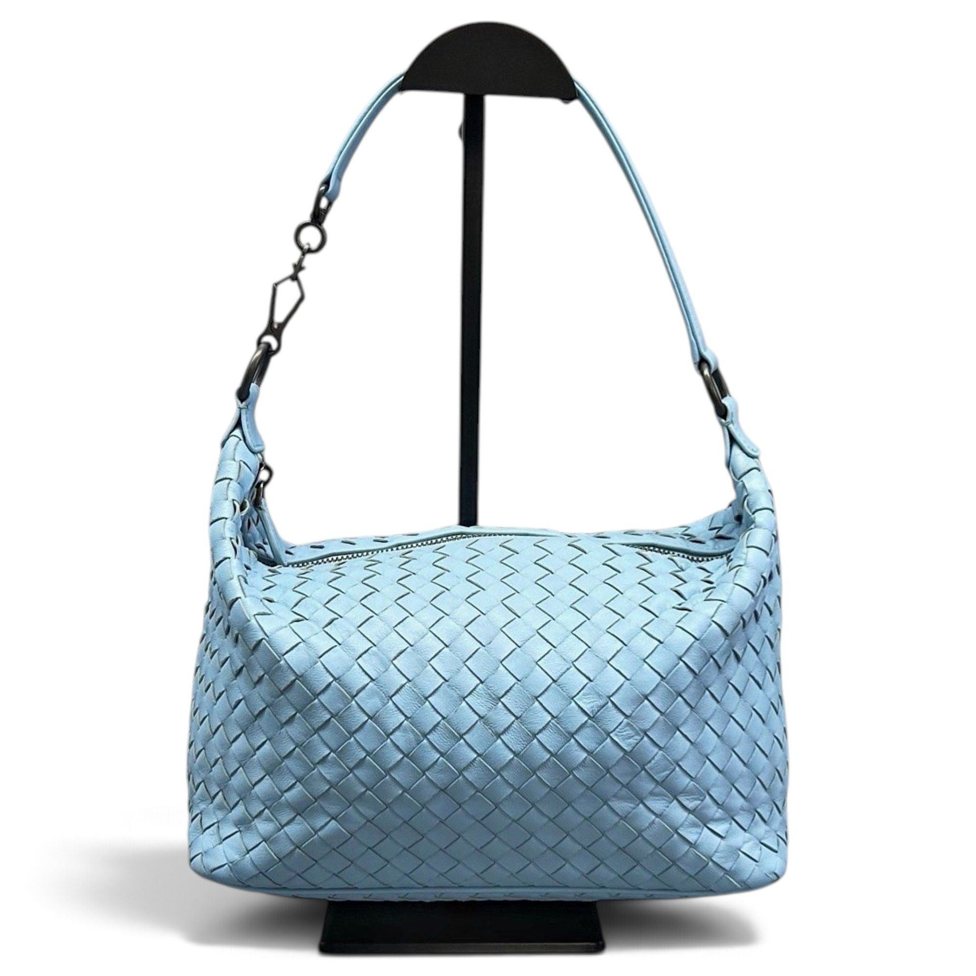 Veneta leather handbag