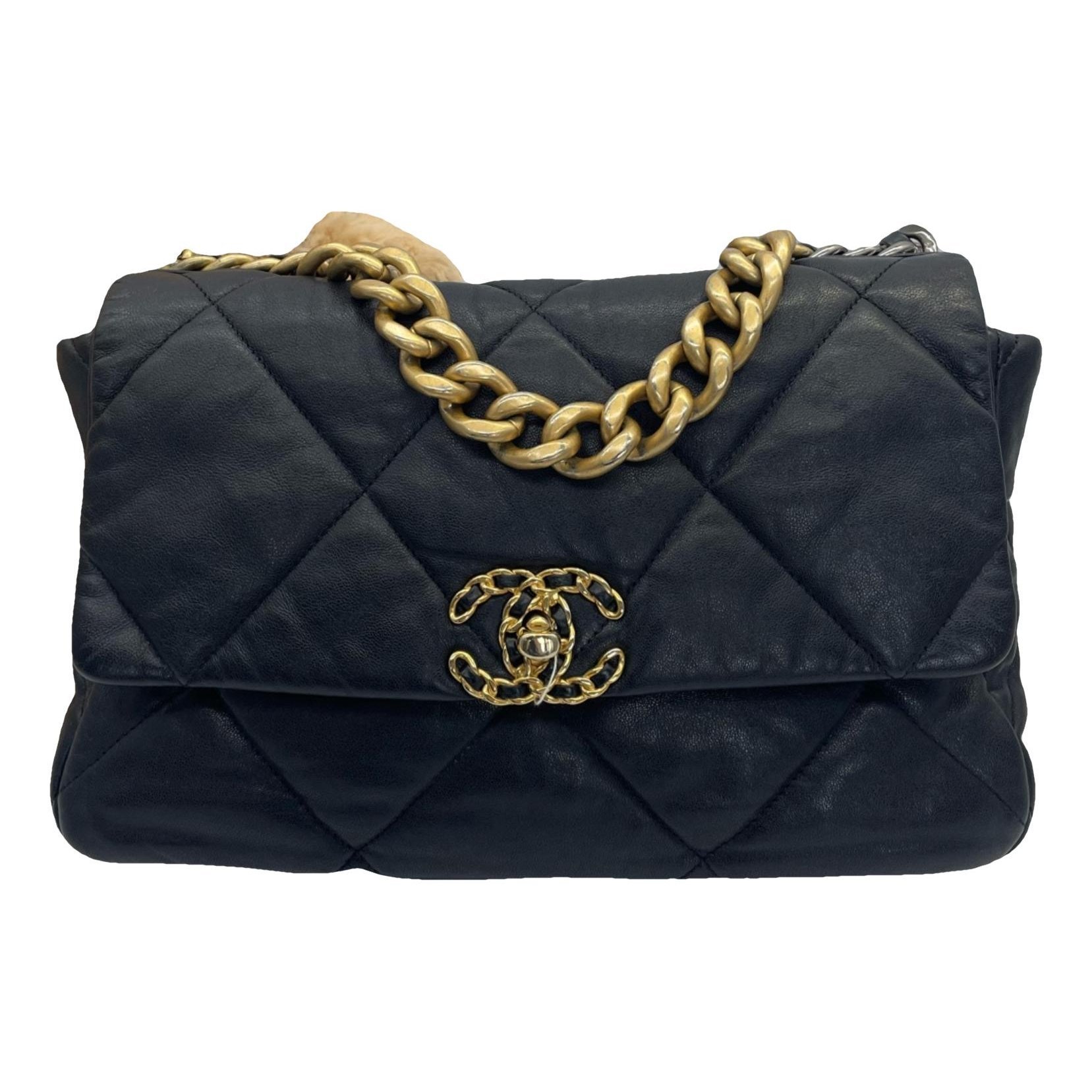 Chanel 19 leather handbag
