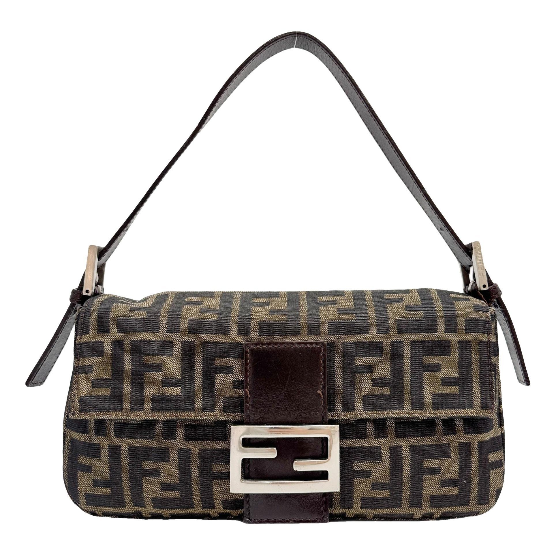 Baguette cloth handbag