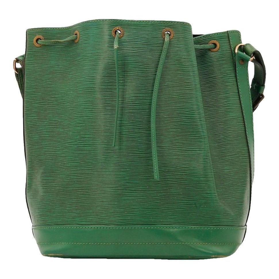 Noé leather handbag