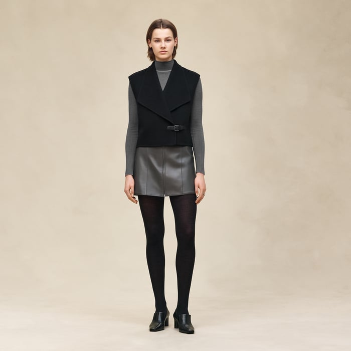 Noir Cashmere Sleeveless Short Vest