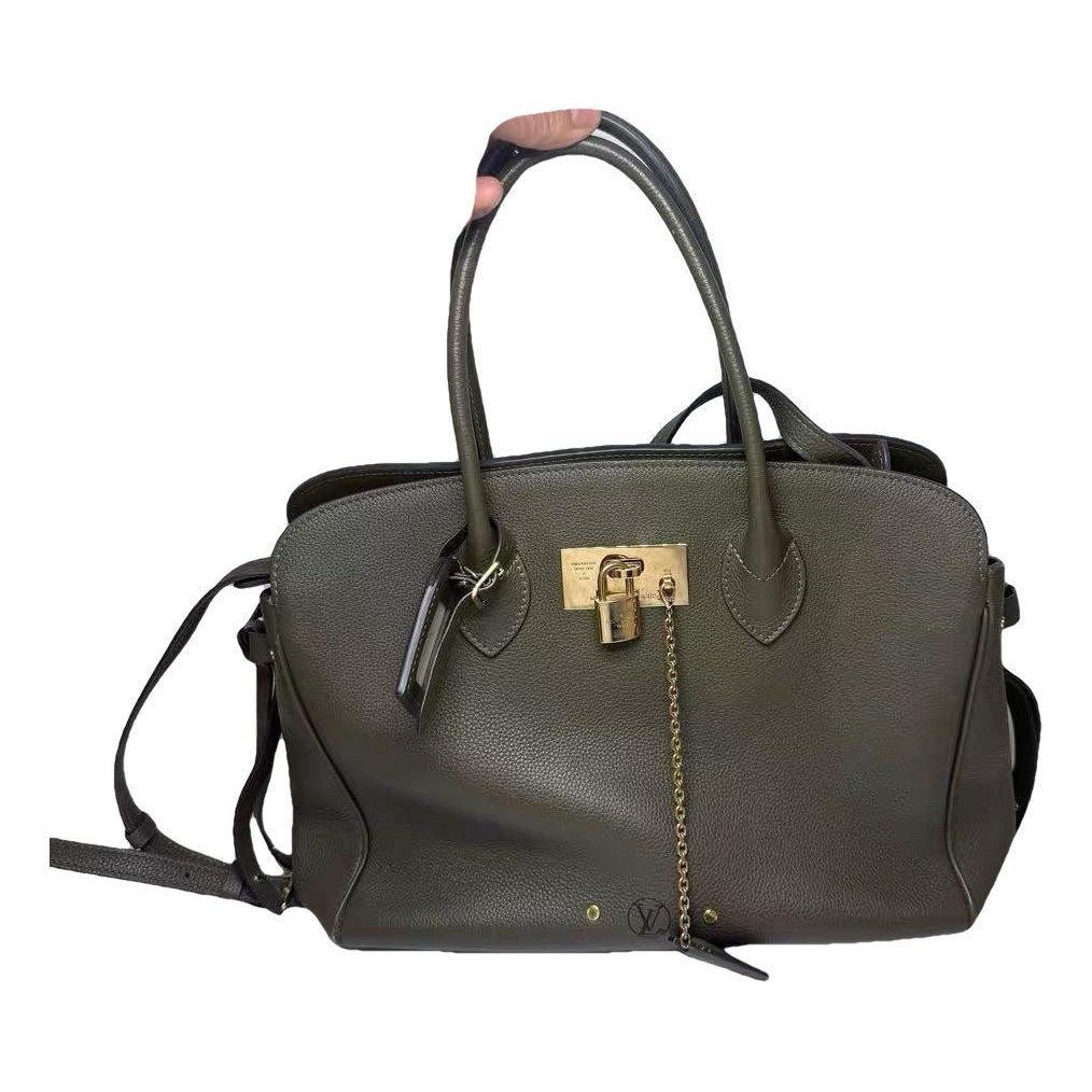 Milla leather handbag