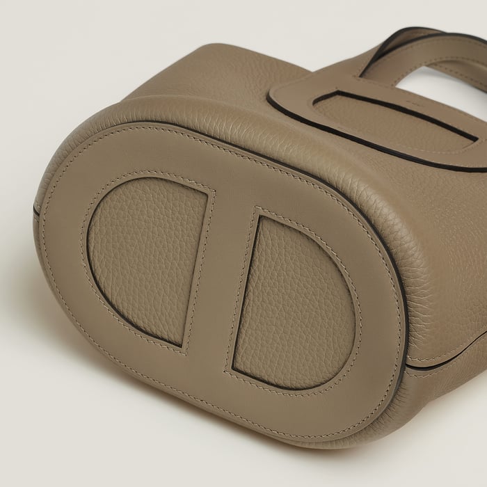 Beige Marfa Hermès In-the-loop 18 Bag