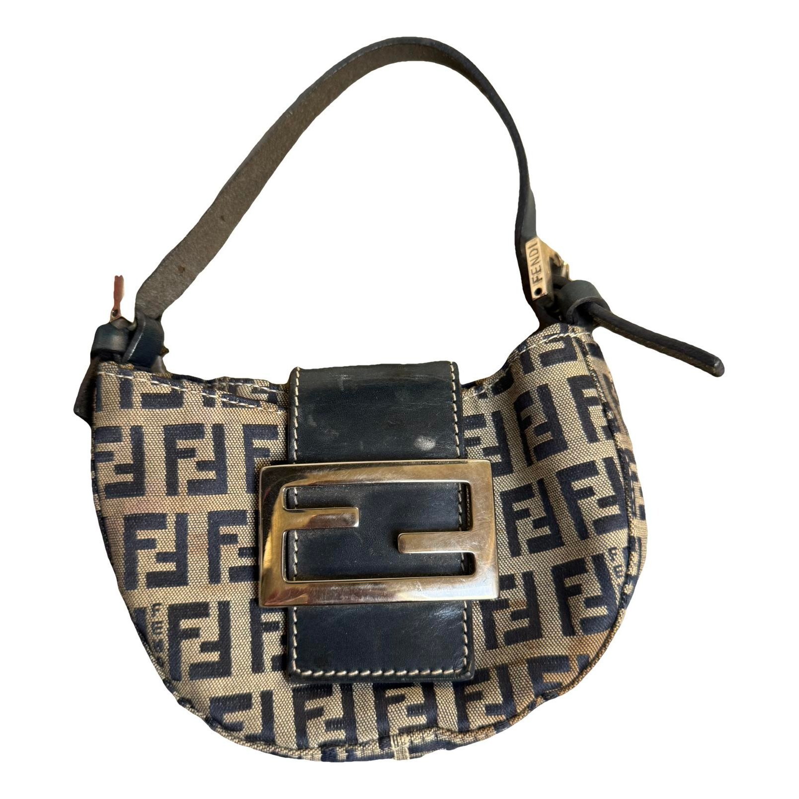 Croissant Vintage leather handbag