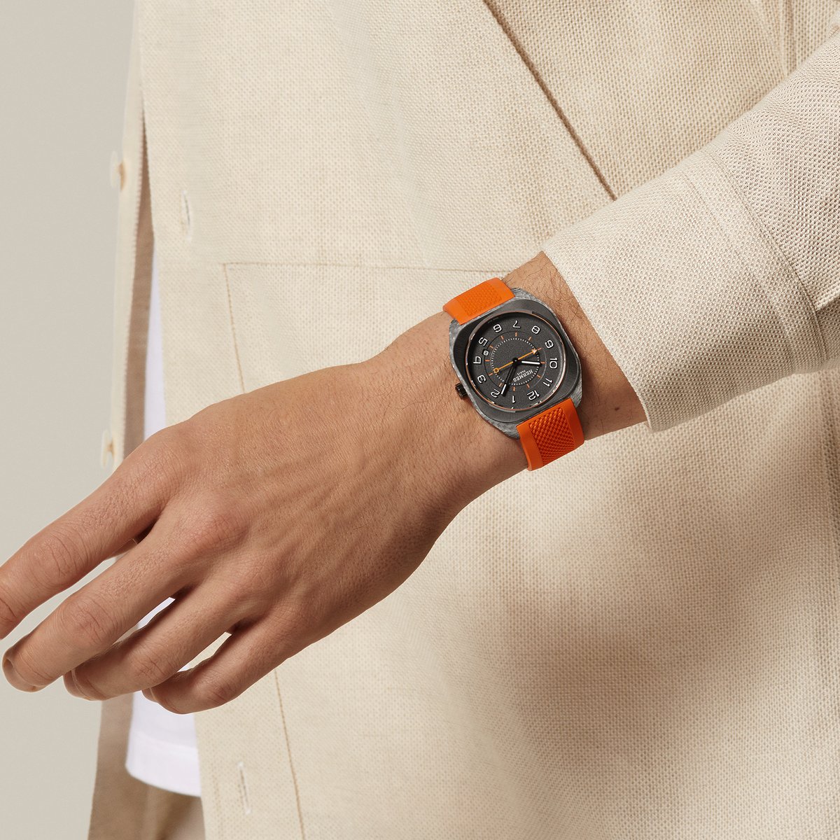 Sans Coloris Hermès H08 Watch, 42 mm