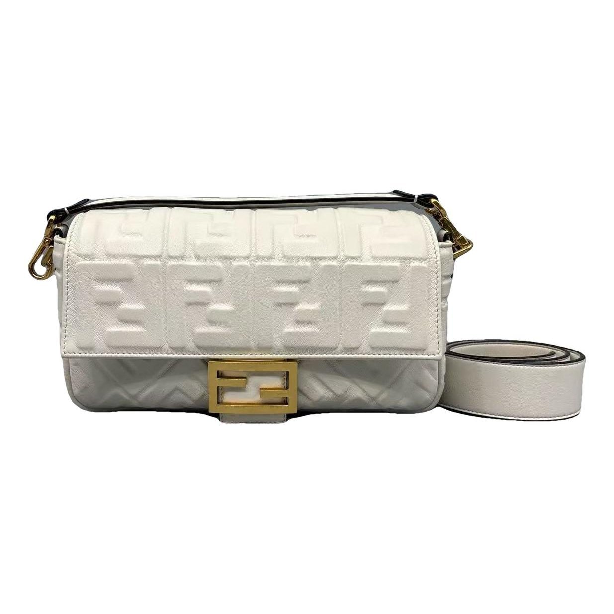 Baguette leather crossbody bag