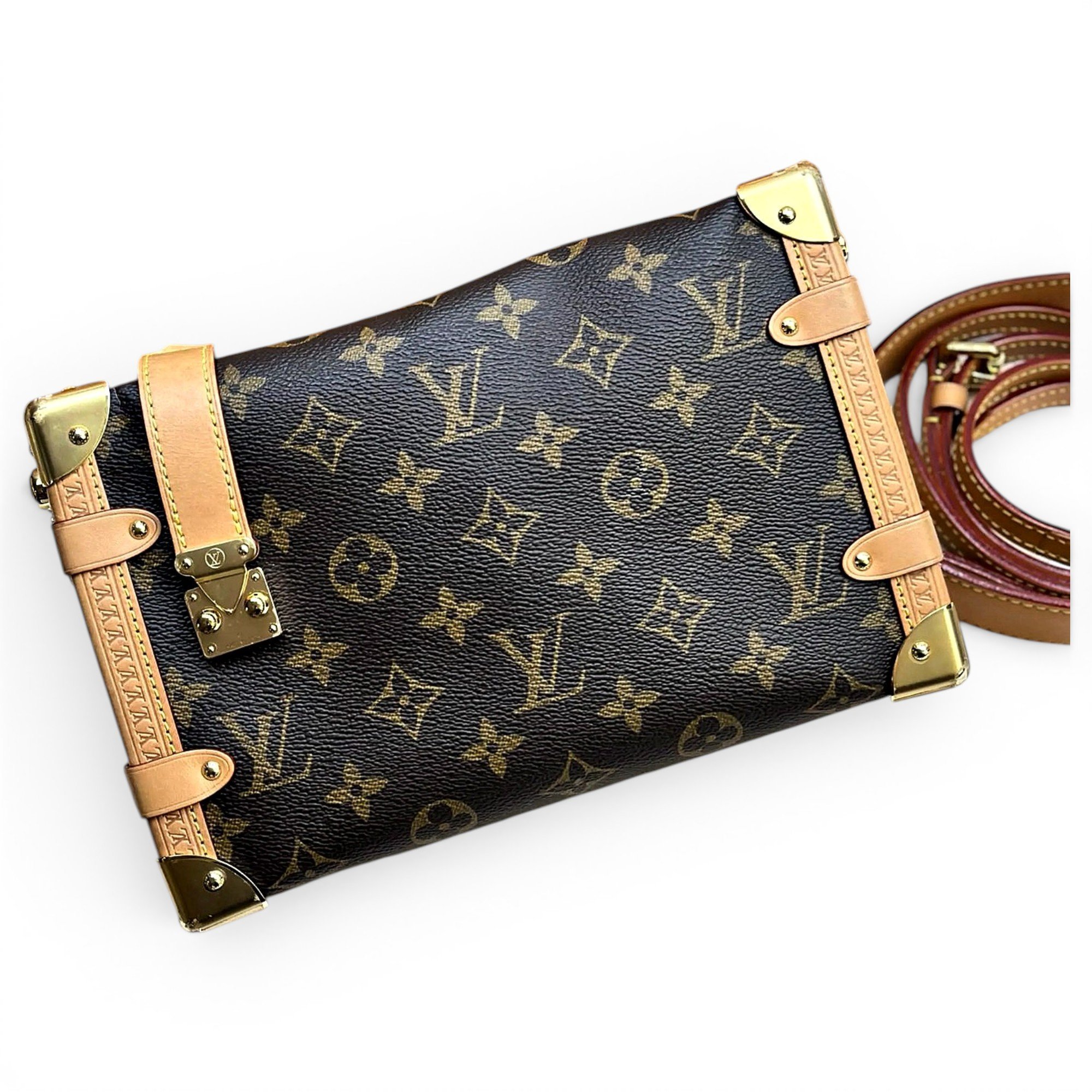 Side Trunk vinyl crossbody bag