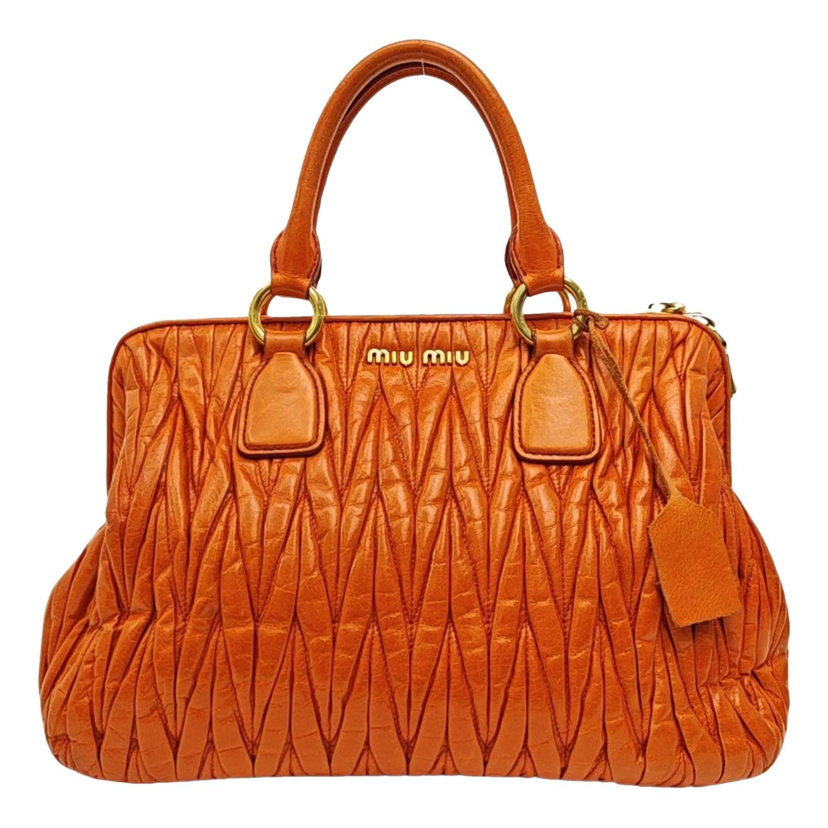 Matelassé leather crossbody bag