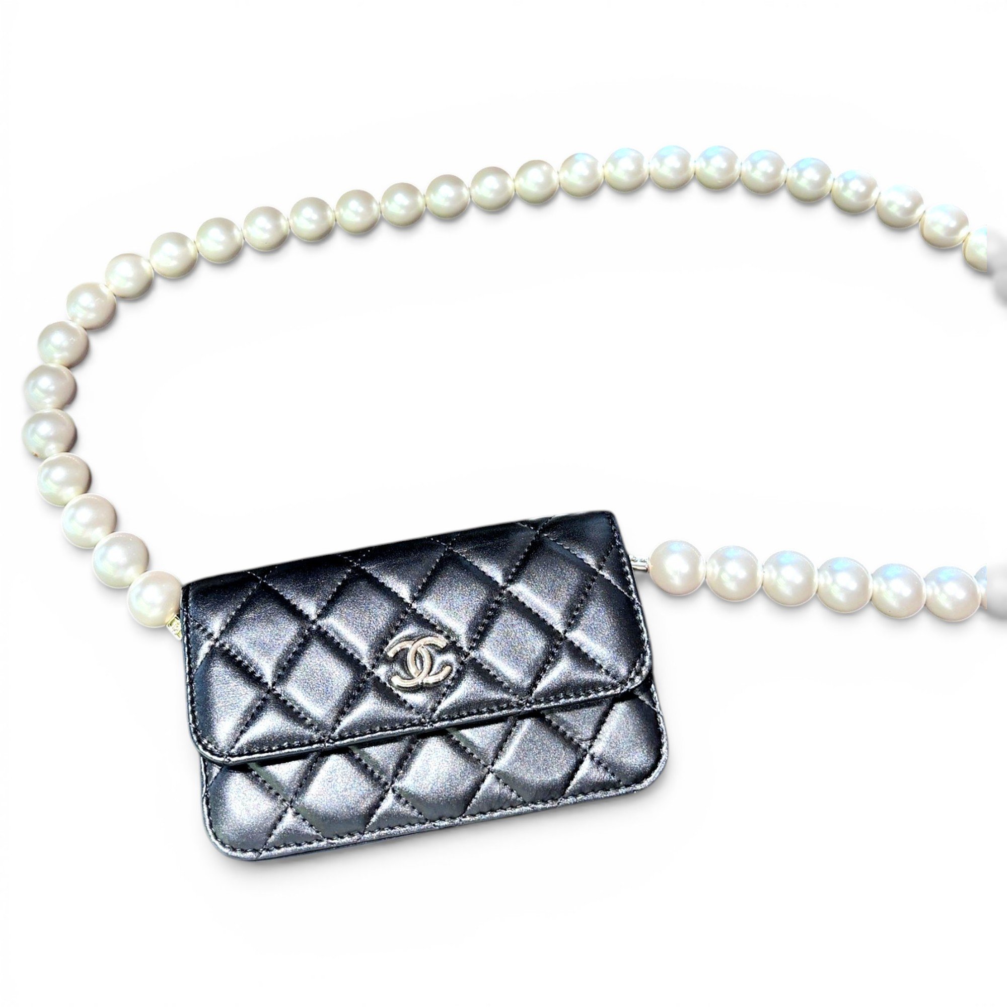 Wallet On Chain Timeless/Classique leather crossbody bag