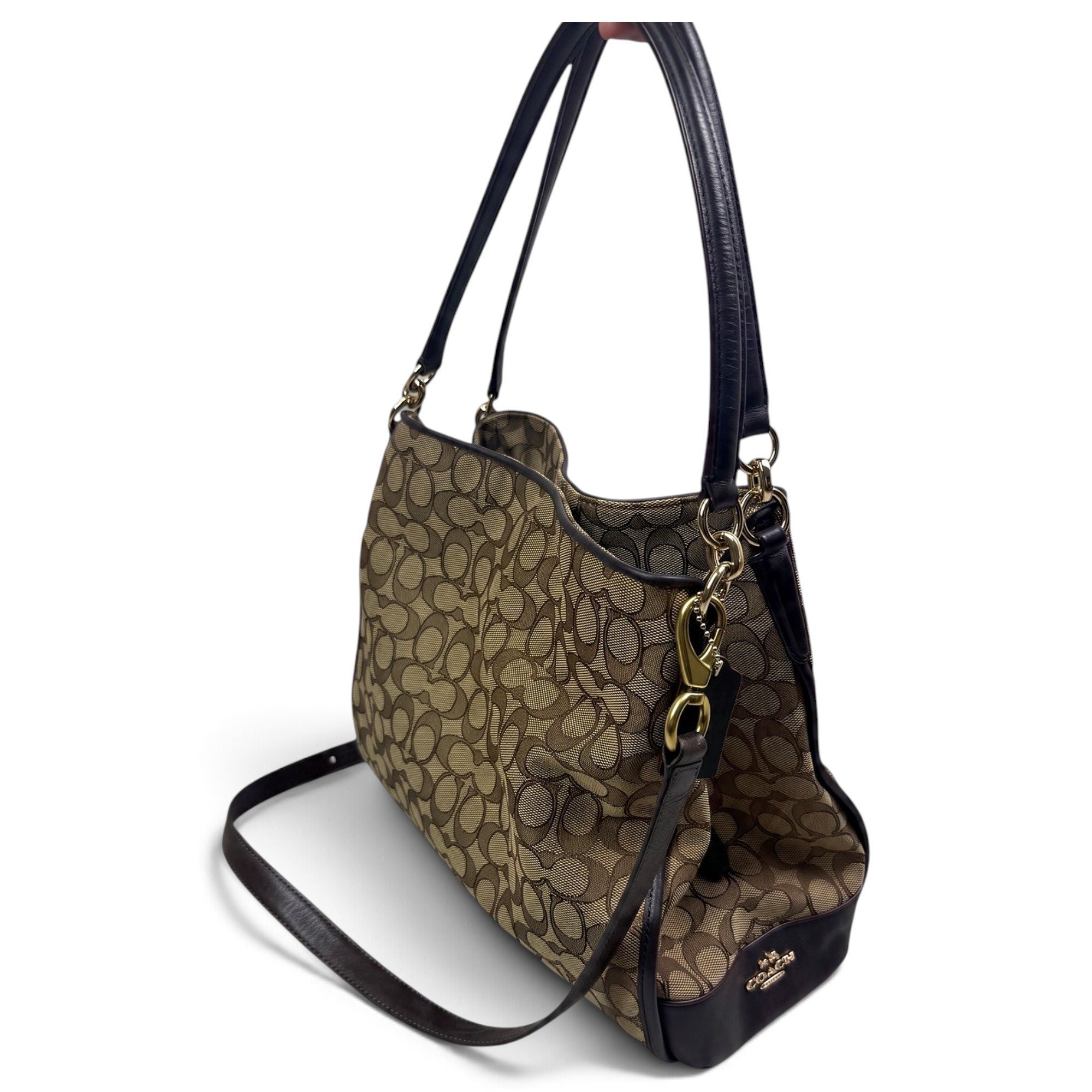 Signature Sufflette cloth handbag