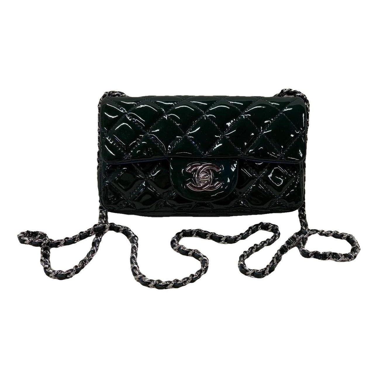 Timeless/Classique patent leather mini bag