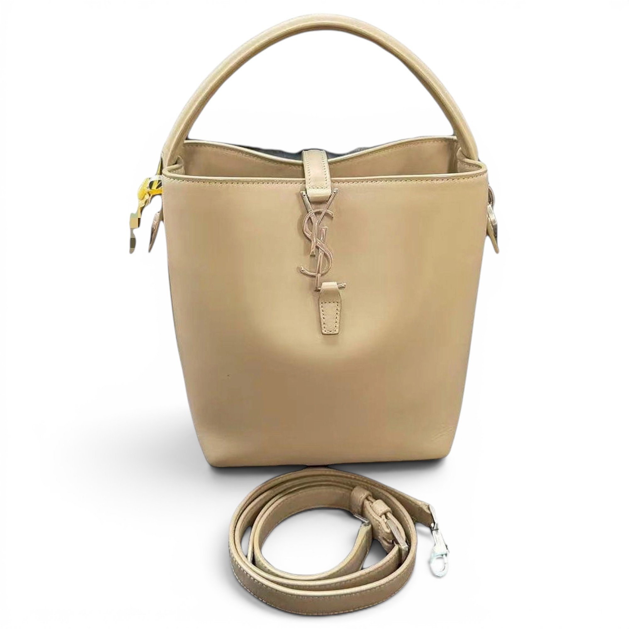 Le 37 leather handbag