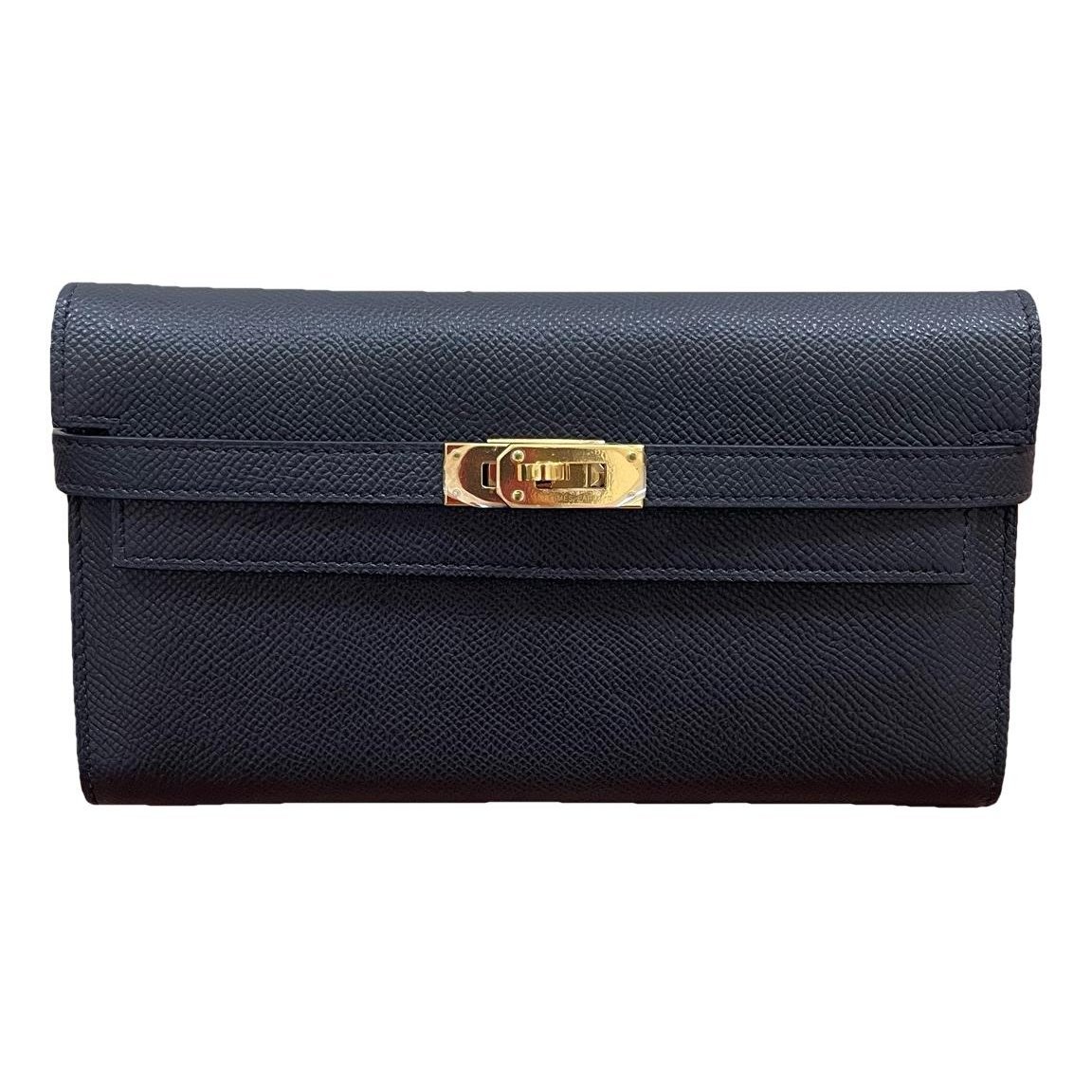 Kelly to go leather clutch bag