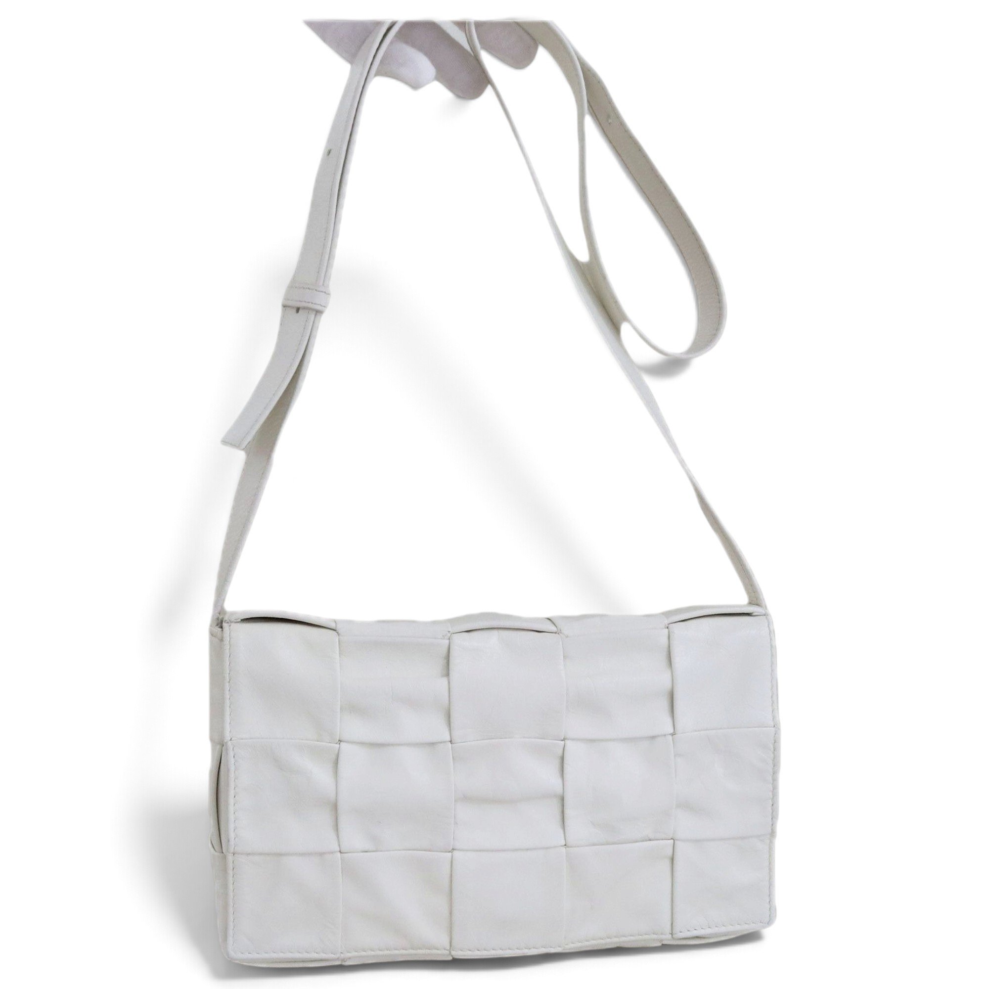 Cassette leather handbag