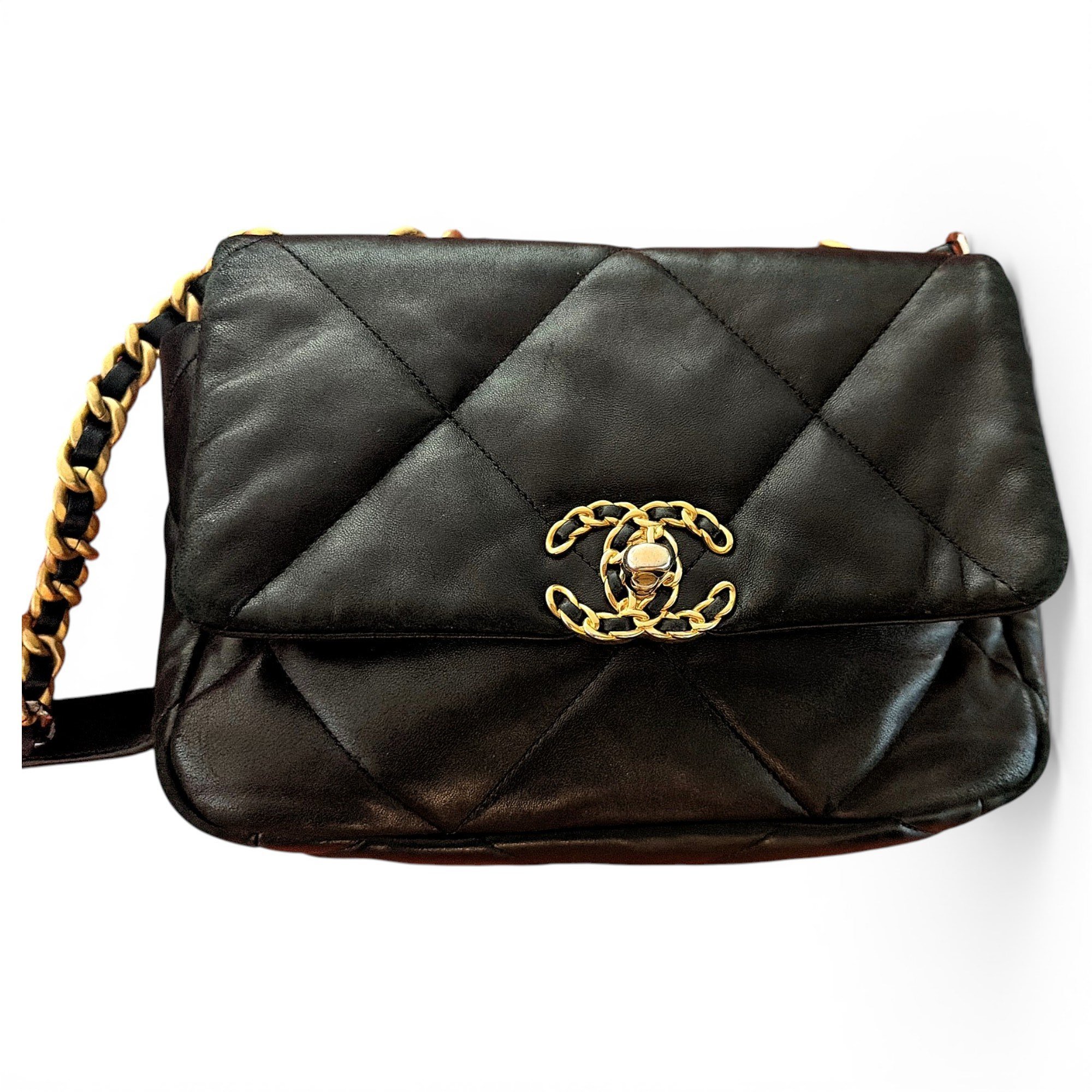 Chanel 19 leather handbag