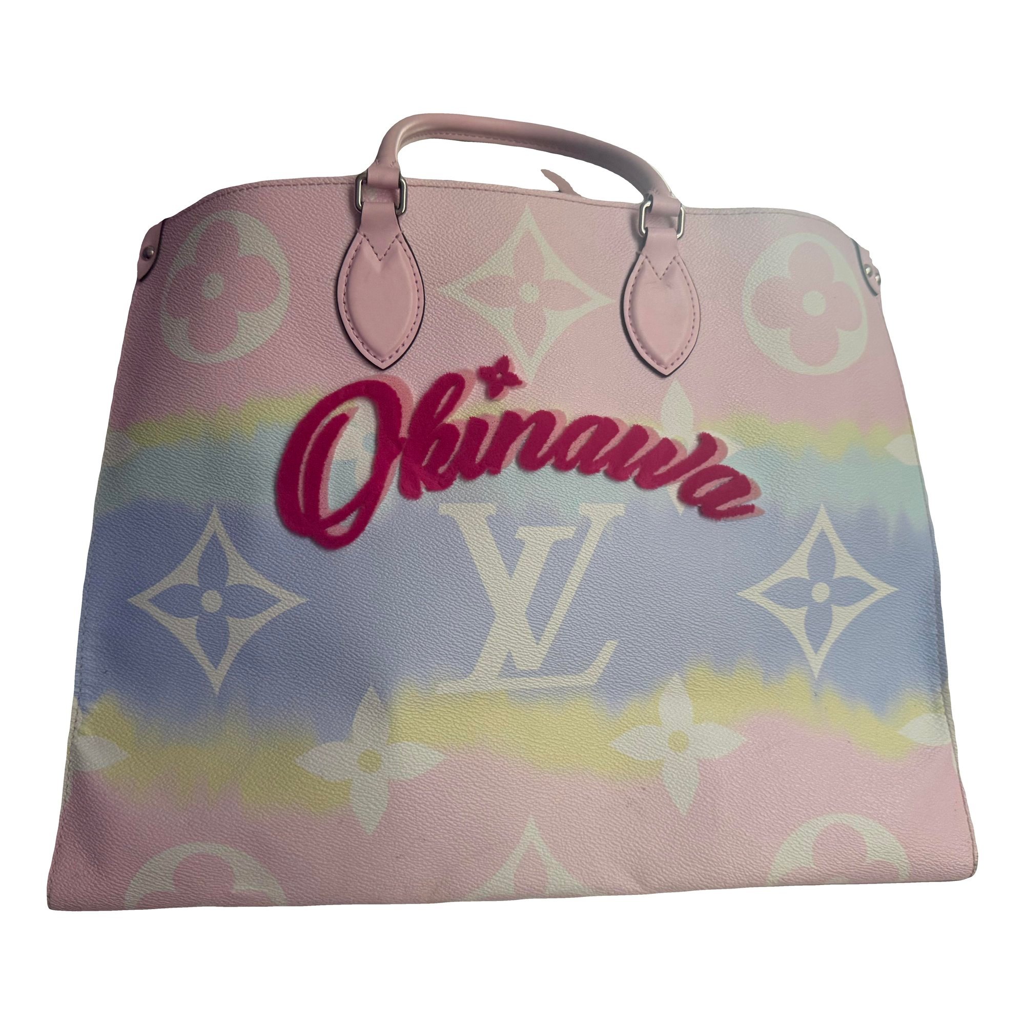 Onthego leather handbag