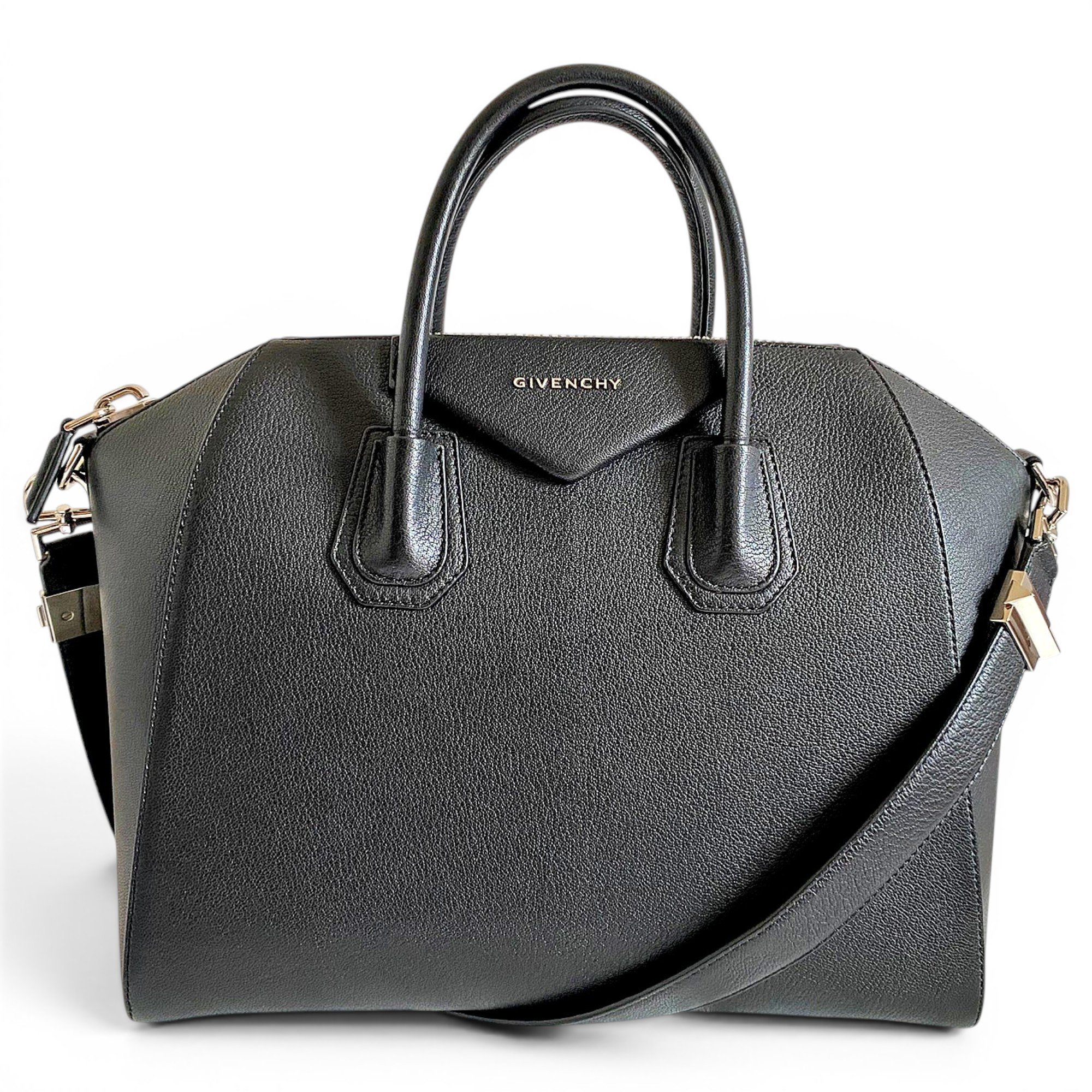 Antigona leather handbag